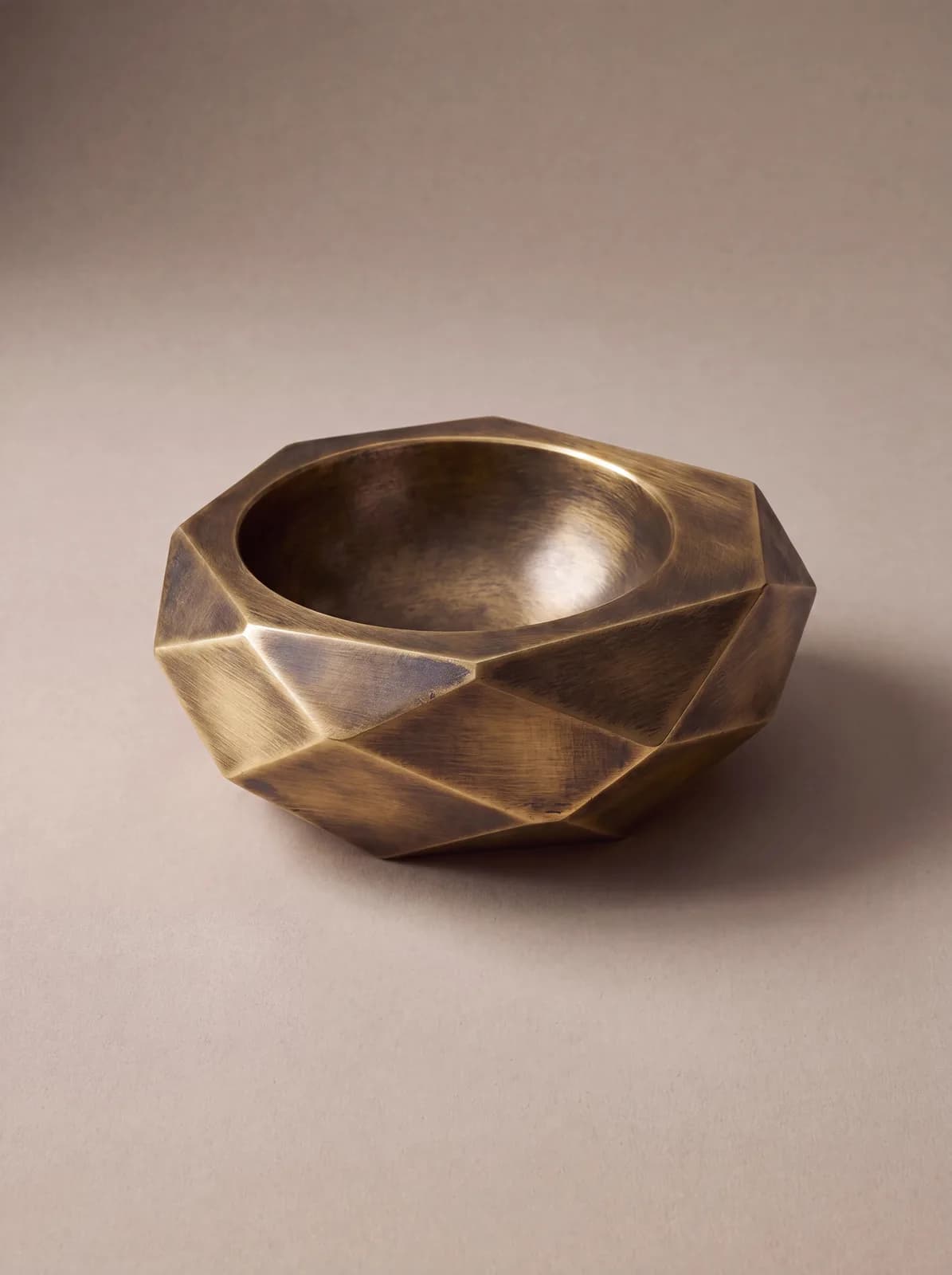 Faceted Crystalline