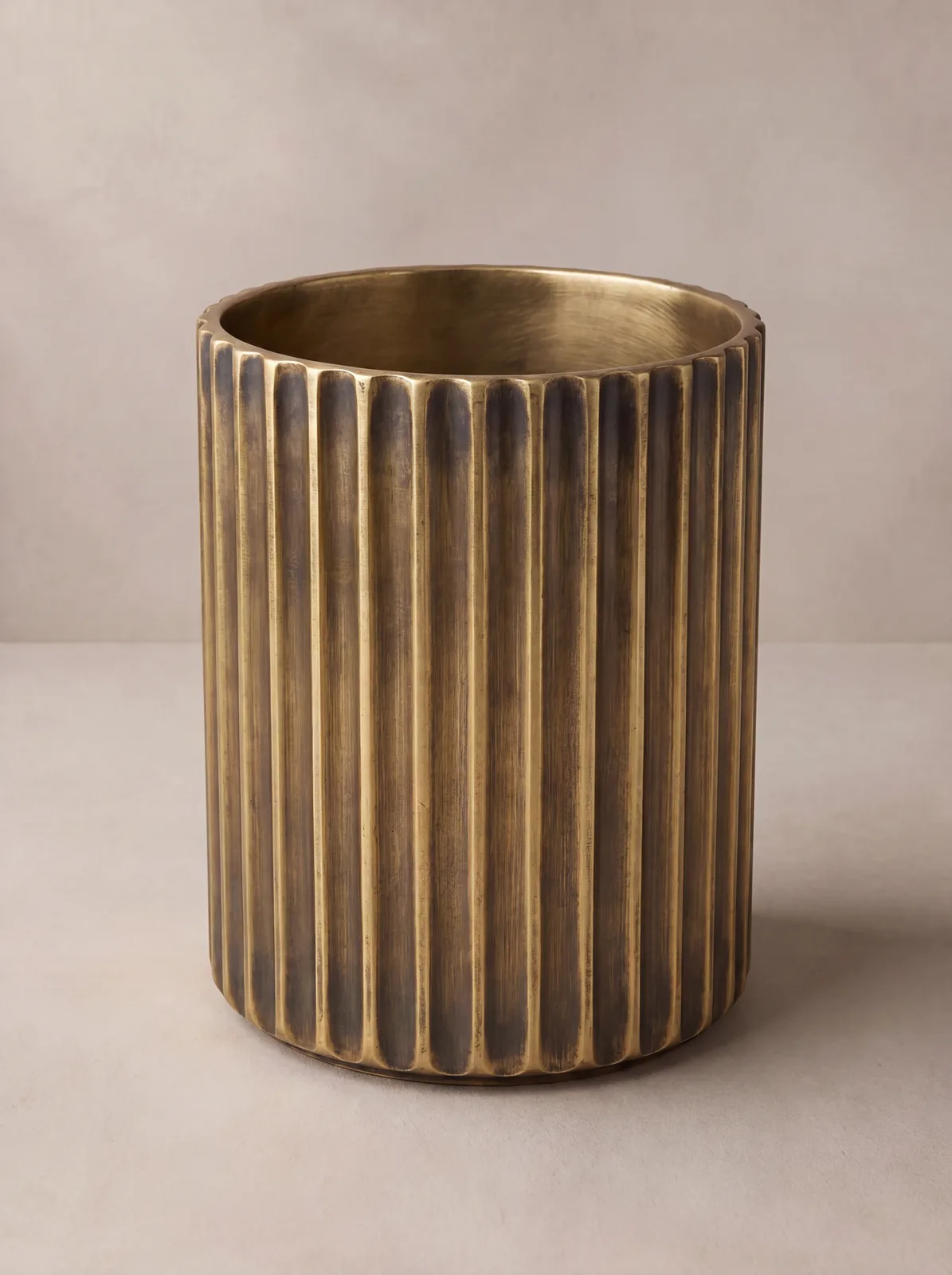 Fluted Cylinder